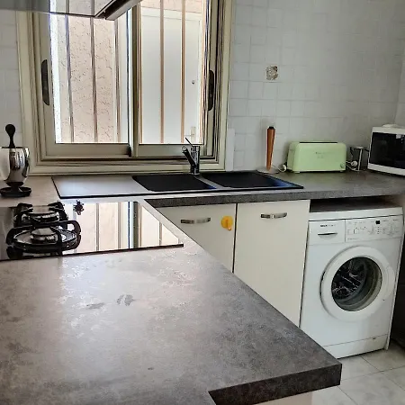 Golfe Juan 3p Parking *